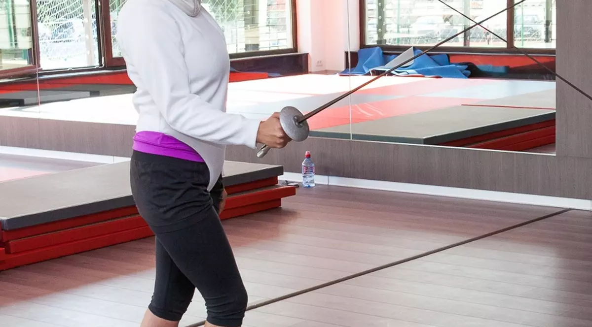 O prezentatoare TV de la noi s-a apucat DE SCRIMĂ! | FOTO