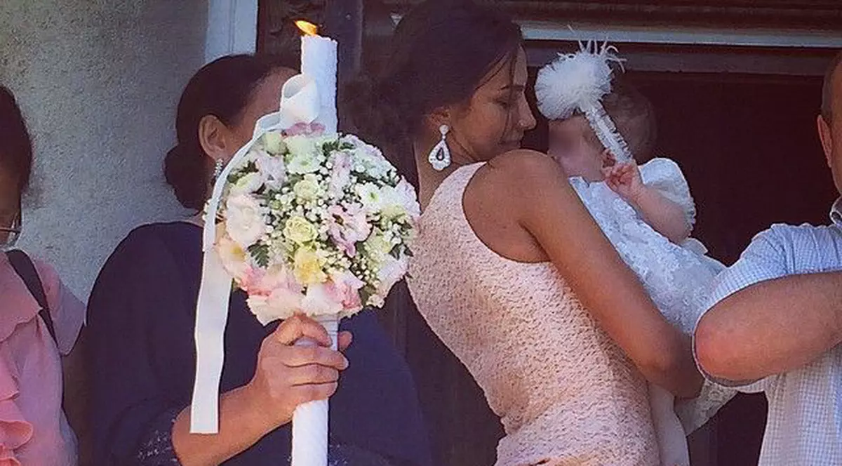 Ghenea a făcut-o și pe asta! Fotomodelul a devenit nașă