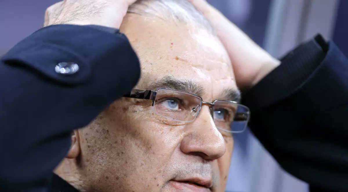 Iconiţele nu l-au ajutat pe Anghel Iordănescu. ^Sorţii i-au scos în cale coşmarurile carierei, Danemarca şi Armenia / GALERIE FOTO&VIDEO