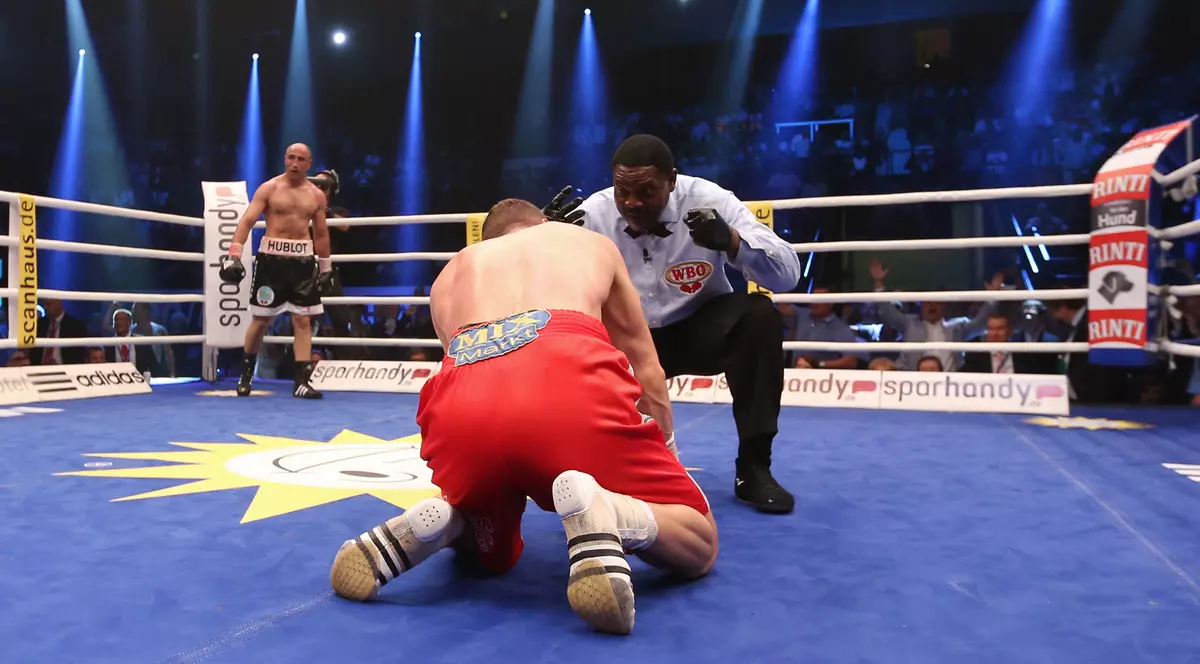 Pugiliştii merg 2.000 de kilometri cu microbuzul ca să participe la CE