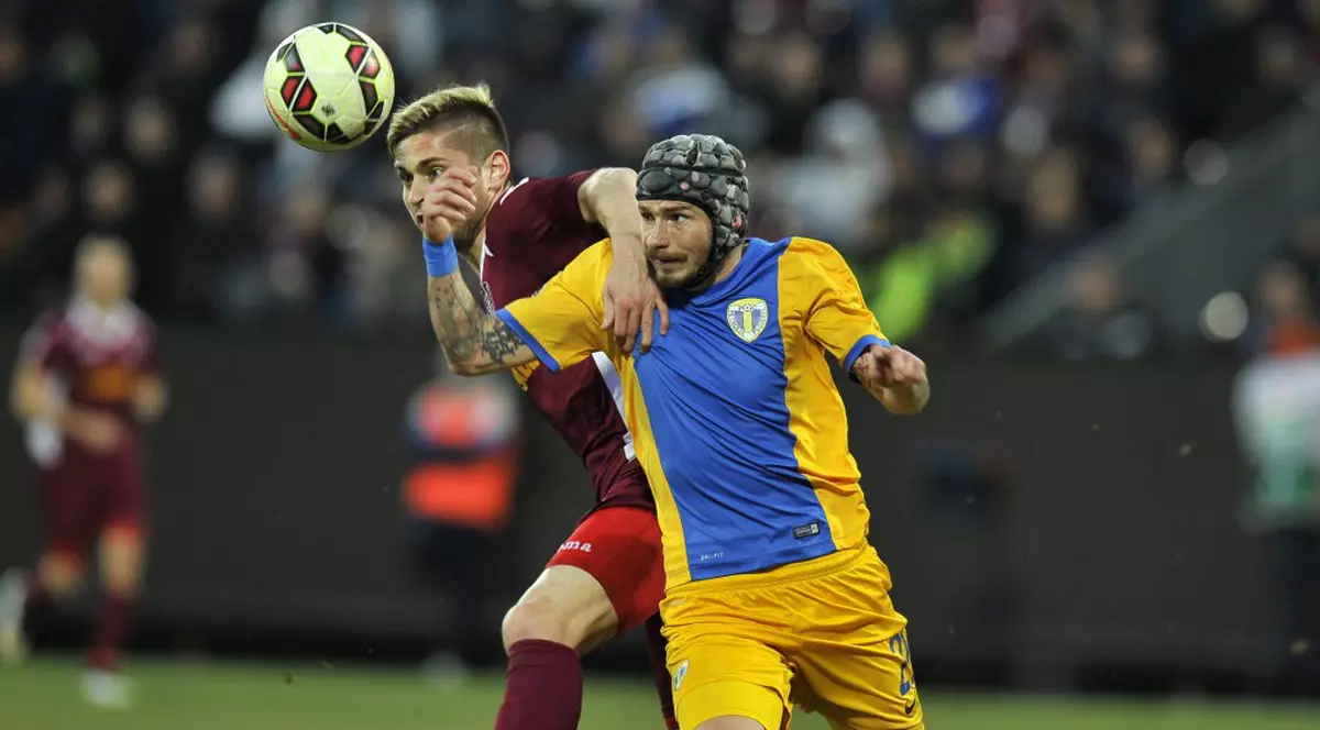 Steaua ia un fundaș care e, de fapt, atacant sau mijlocaș central! Moldoveanul Carp a jucat și la Șahtior, și la Dinamo Kiev, dar a plecat la CFR Cluj din cauza războiului din Ucraina