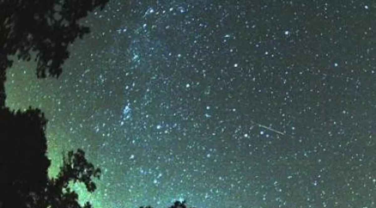 Astronomii s-au crucit! Până și stelele se mănâncă între ele! 