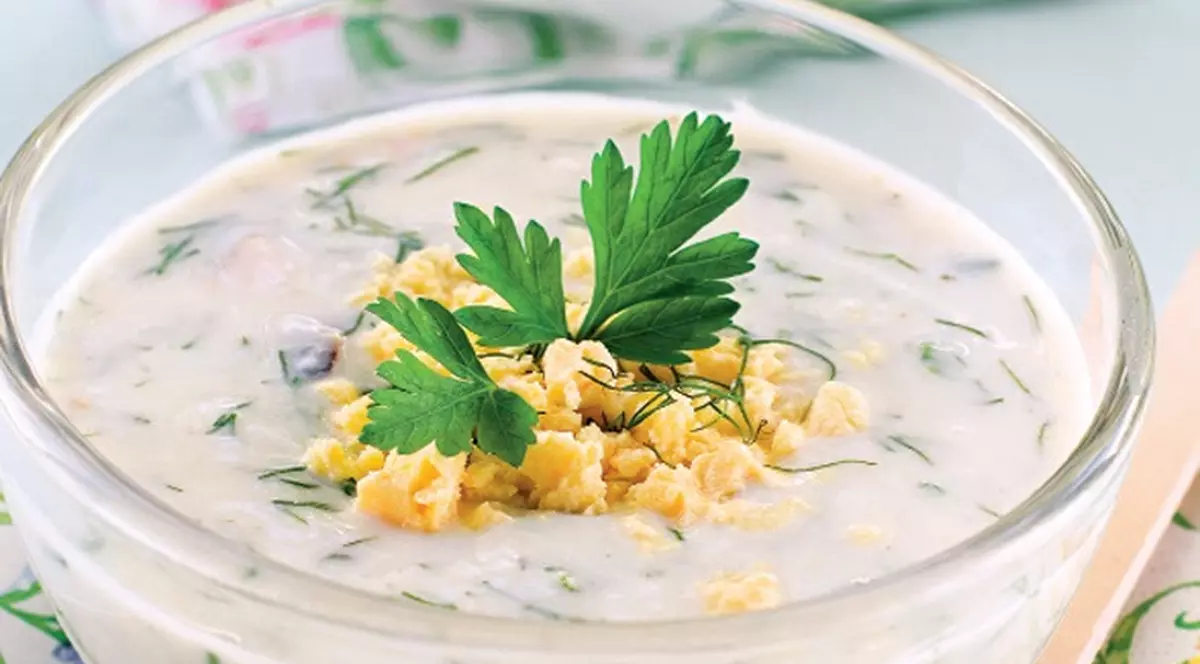 Rețetă: CACIK SAU SUPĂ DE IAURT TURCEASCĂ