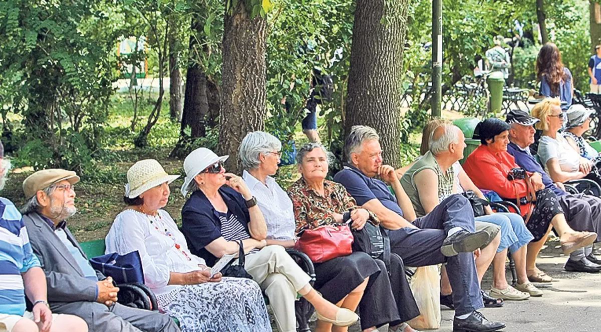 EXCLUSIV |  A 13-a pensie pentru bătrâni