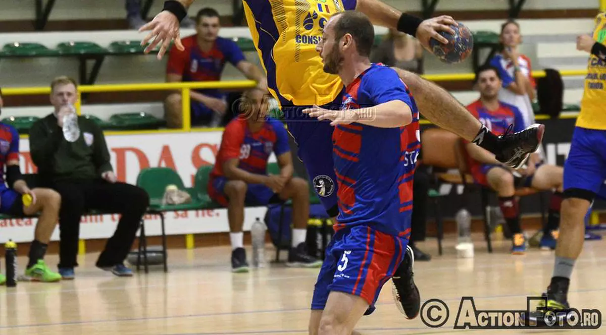 Steaua a surclasat Potaissa Turda în startul Ligii Naționale