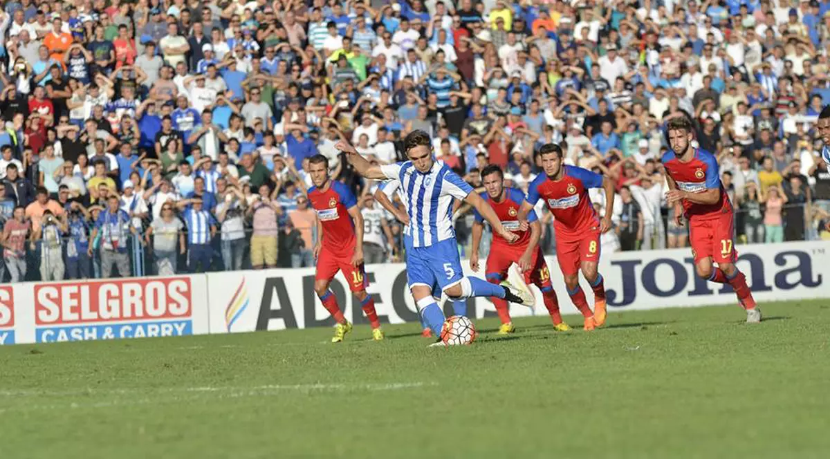 Liga I. CS U Craiova - Steaua 1-2. Olteni, pârliţi de un oltean: arbitrul Comănescu! ^Tade a adus victoria campioanei dintr-un penalty controversat / FOTO