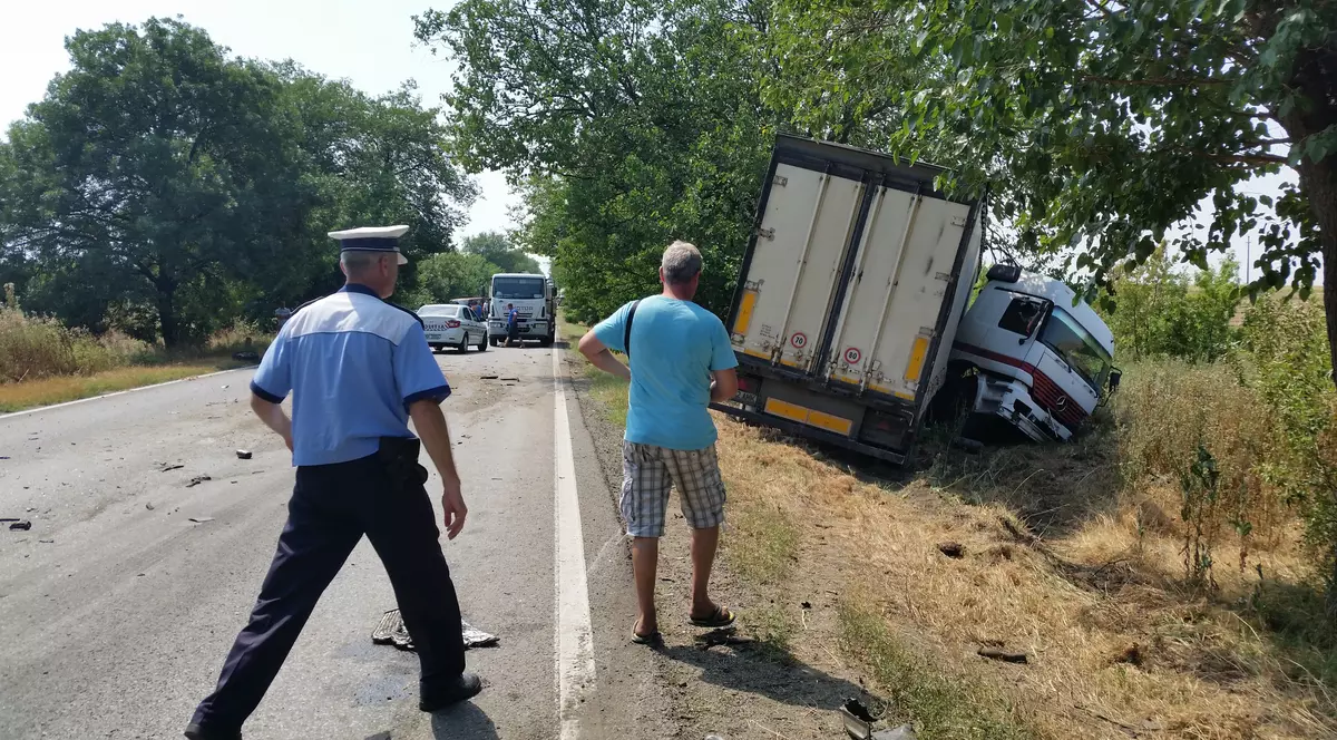 Imagini cu un PUTERNIC impact emoțional! Cum a ajuns un bărbat să fie decapitat pe DN69!