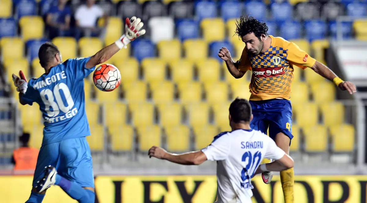 Petrolul merge la Dinamo fără Moussa și fără Beța