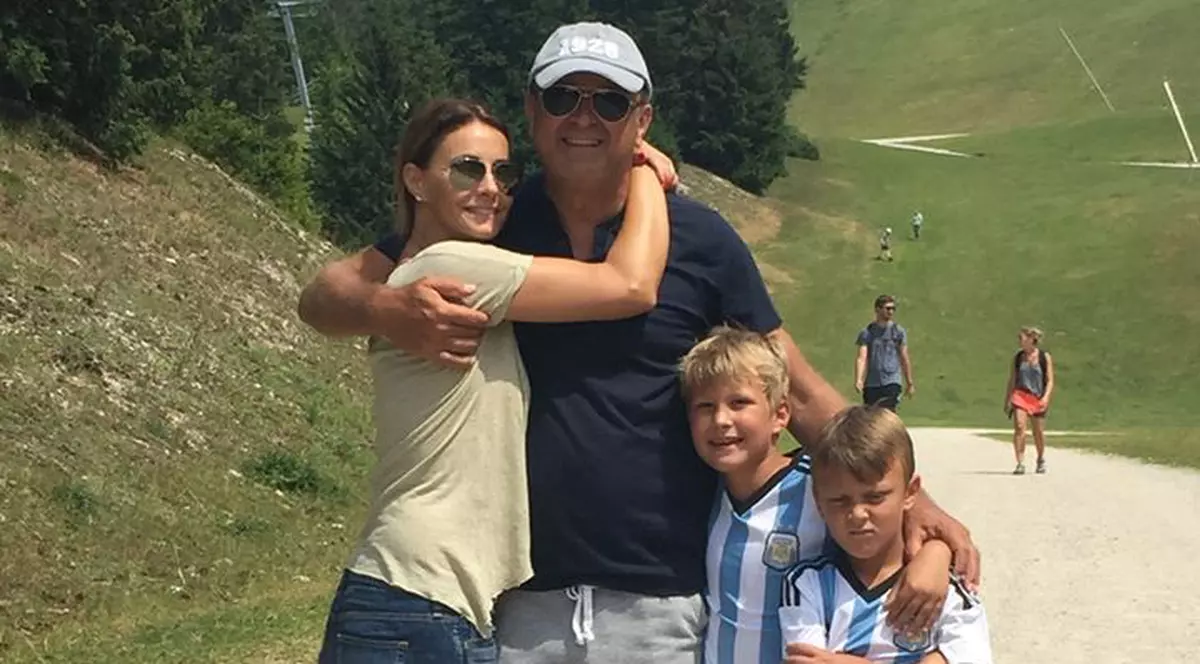 Diana și Dan Șucu aniversează cererea în căsătorie