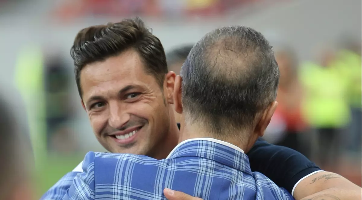 Mirel Rădoi a fost desfiinţat de un fost fotbalist stelist: ^"Băi, băiatule, rezultatele tale au lăsat România fără echipă în Europa. Nu ai luat BAC-ul, nu ai carnet de antrenor şi antrenezi cea mai titrată echipă din România"