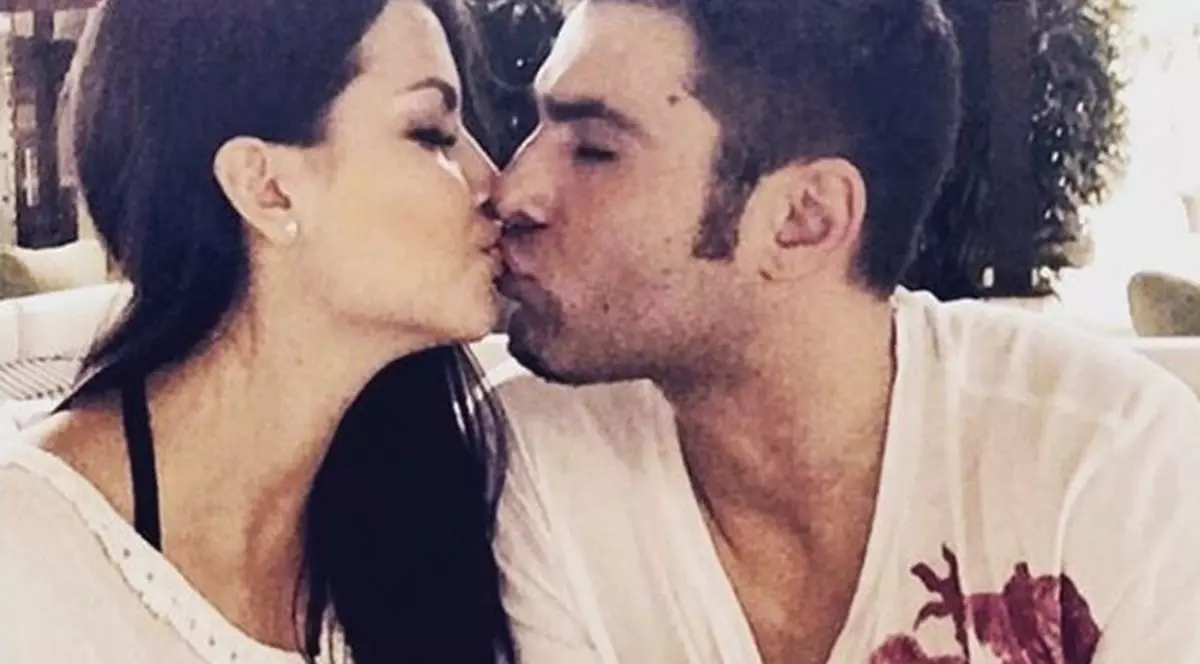 Adrian Mutu, mesaj către iubita lui: ”Câteodată îmi pierd controlul.” Ce a răspuns aceasta 