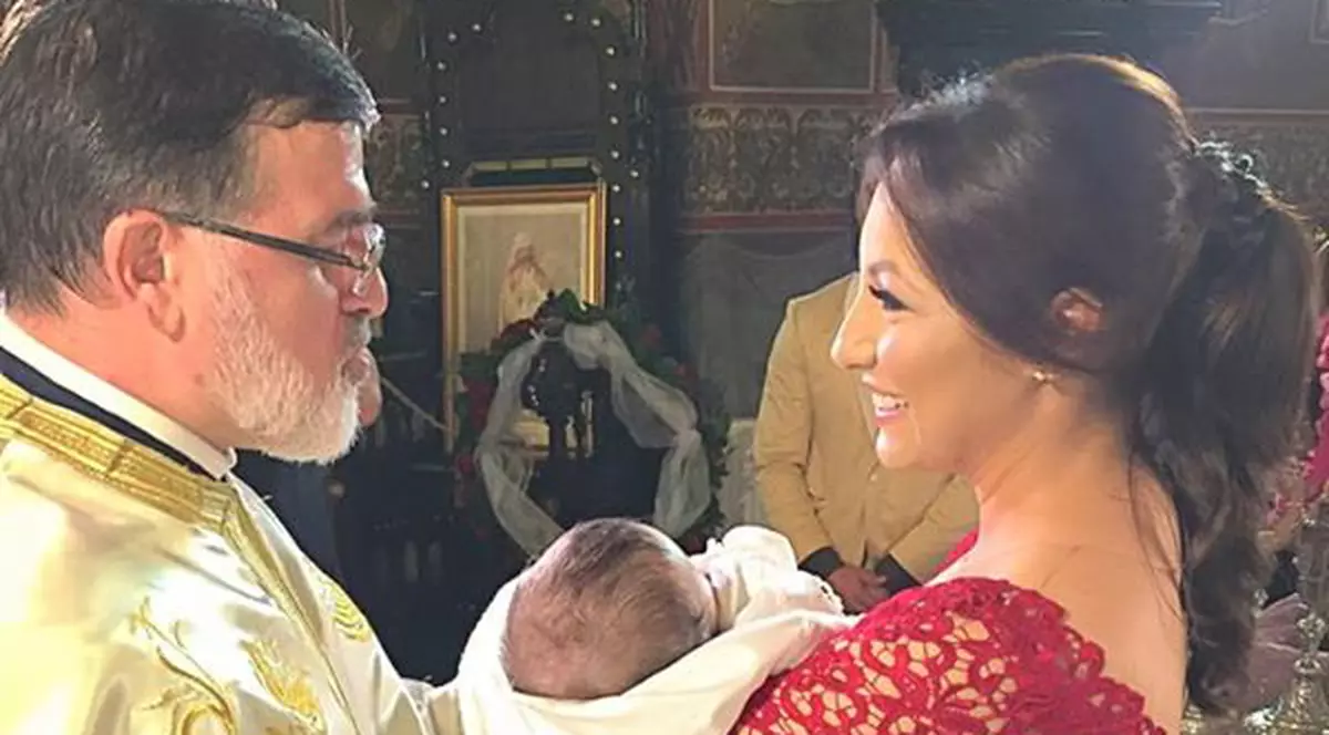 Andra a făcut anunțul. Cine și unde o va boteza pe micuța Eva