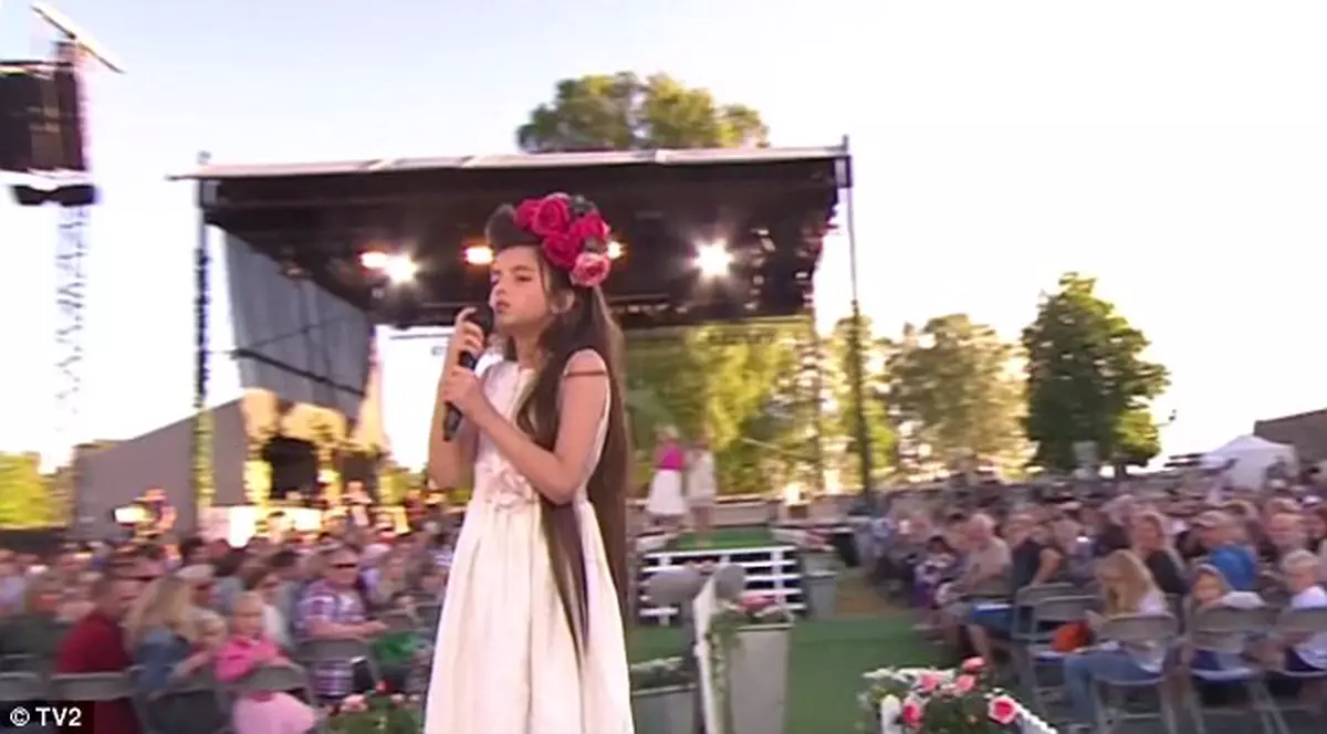 Ea e NOUA Amy Winehouse! La doar opt ani, cântă demențial! VIDEO