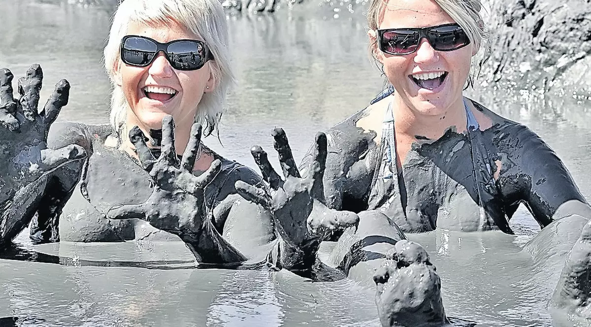 Hai la băi, cu 330 de lei!