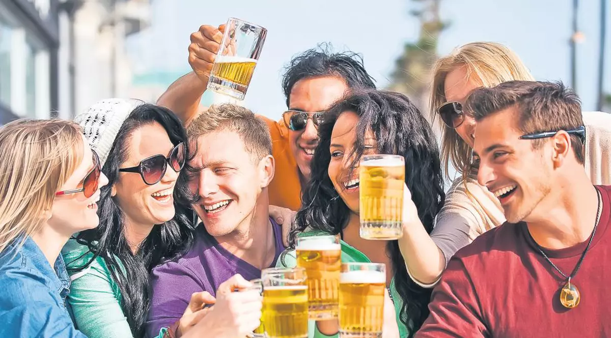 Prima zi cu bere mai ieftină