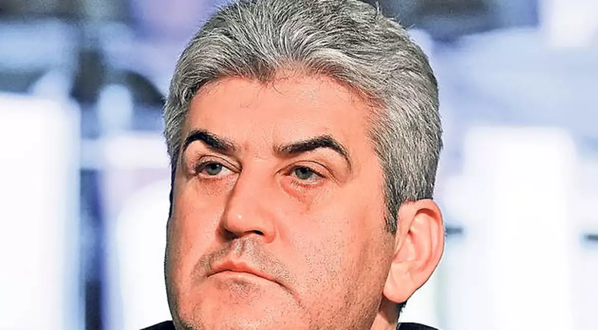 Miercuri, zi importantă pentru Gabriel Oprea. Conducerea Senatului discută cererea DNA