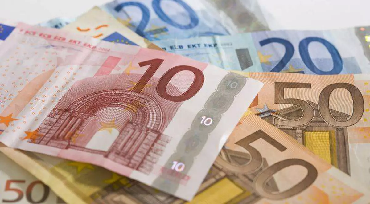 Grecia a rambursat datoria de 3,4 miliarde de euro 