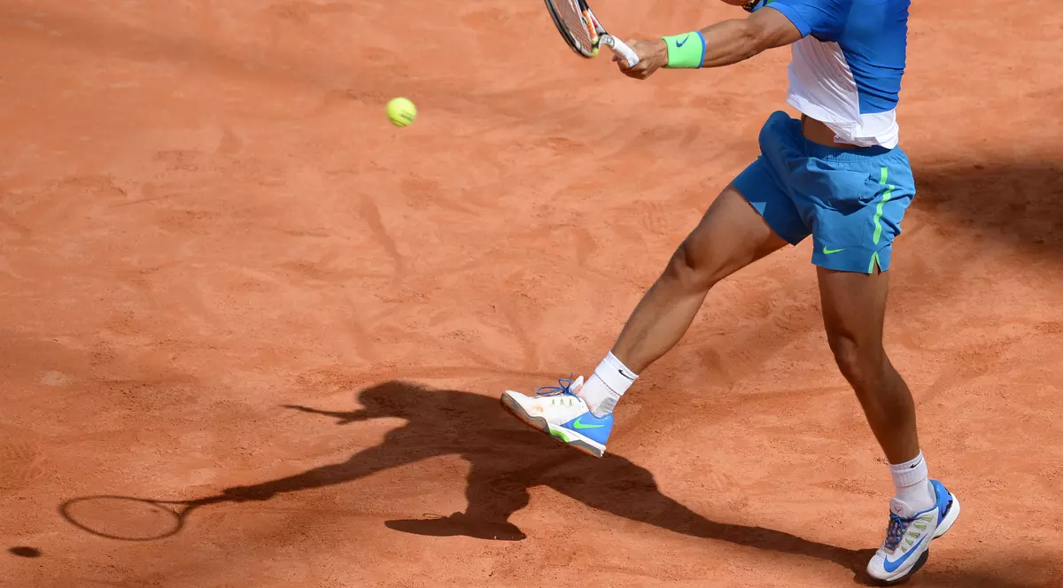 Lui Rafael Nadal i s-a făcut rău la Hamburg!