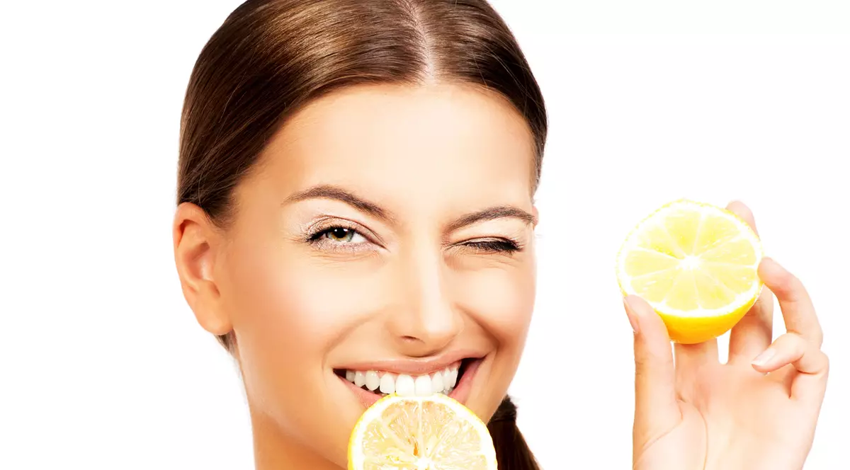 Ştiai că lămâia stopează înmulţirea celulelor canceroase?
