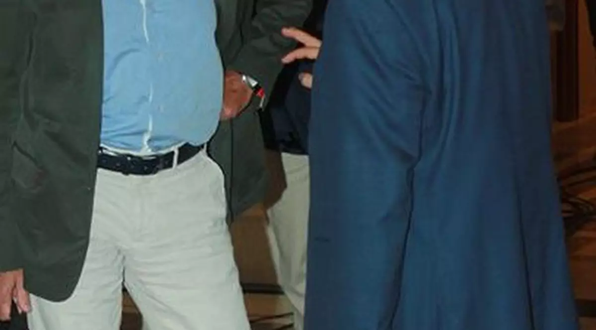 Cât de bine arată PETRE ROMAN, la 69 de ani! Fostul premier vrea să fie primar | FOTO