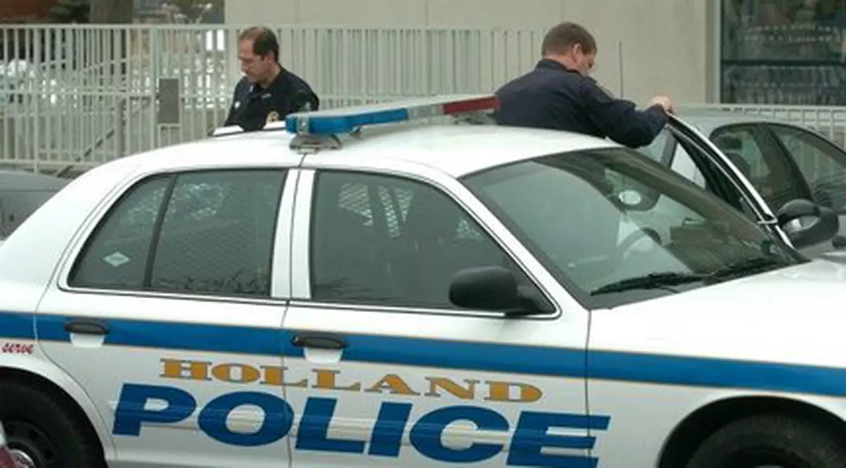 Cinci meciuri din prima etapă a campionatului Olandei, amânate din cauza grevei poliţiştilor!