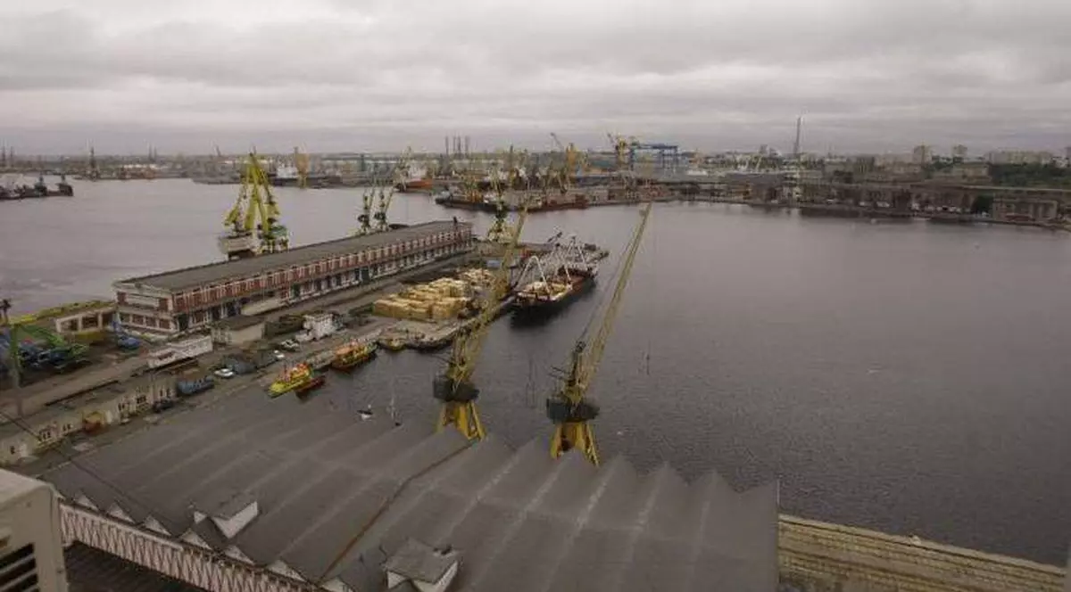 Portul Midia A FOST ÎNCHIS, din cauza vântului puternic