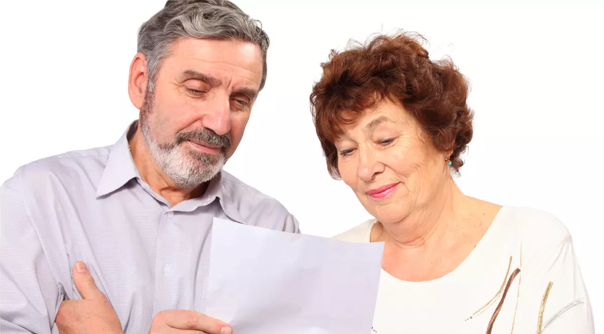 Îți pregătești dosarul de pensie? Noi îţi spunem cum obții dovada vechimii în muncă