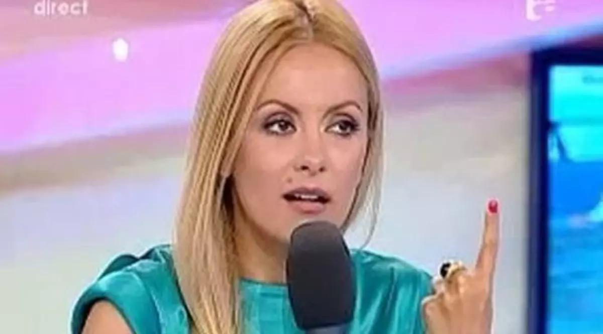 Ce-a păţit Simona Gherghe, într-un taxi din Bucureşti. Nu se gândea că e posibil aşa ceva: "Am avut un şoc"