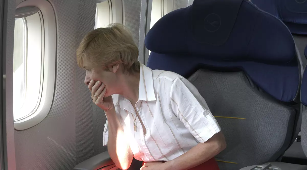 "Sunt AEROFOB, dar MĂ TRATEZ!" Programul gratuit care te scapă de FRICA DE ZBOR