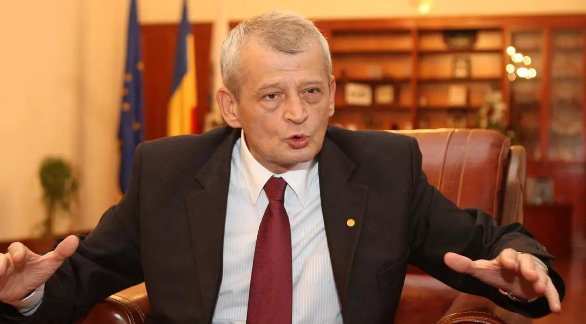 Sorin Oprescu, mesaj pentru bucureşteni din spatele gratiilor: "Îi roagă să..."