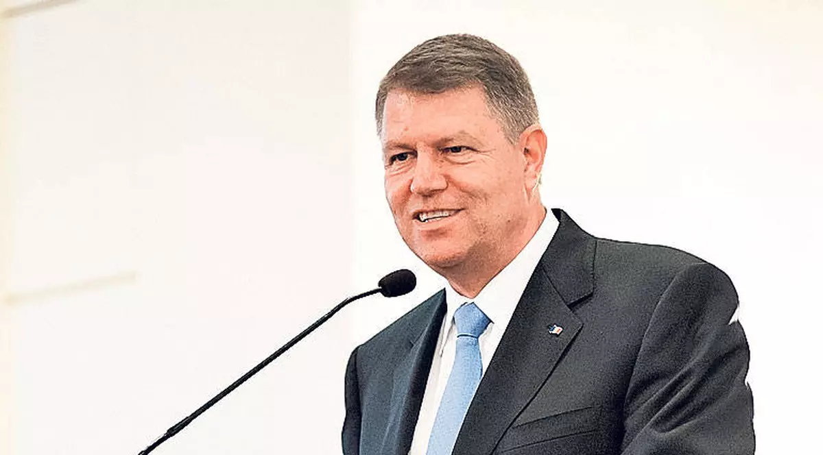 Klaus Iohannis, mesaj cu urări de bine, sănătate și fericire! Căror români se adresează