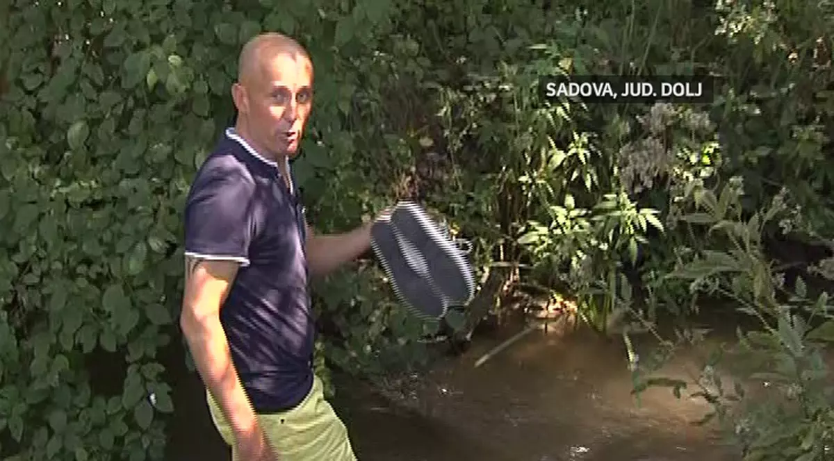 Mugur Mihăescu, ÎN LACRIMI, în satul natal! Ce a găsit la Sadova | FOTO