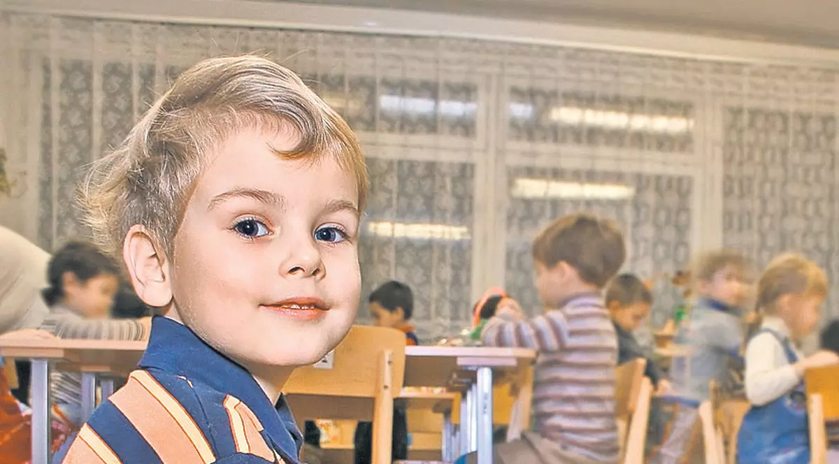 Cum îţi fereşti copilul de bolile care «bântuie» în colectivitate