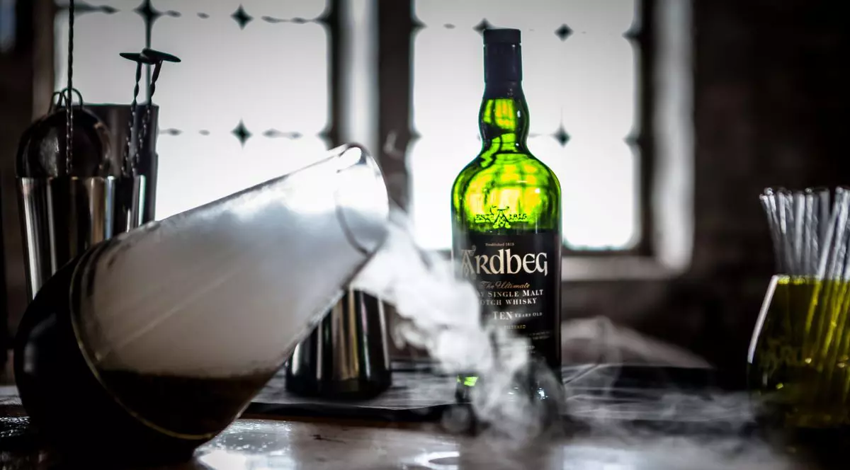 Asta beau extratereștrii? Whisky-ul are alt gust dacă e ținut la maturizare în spațiu