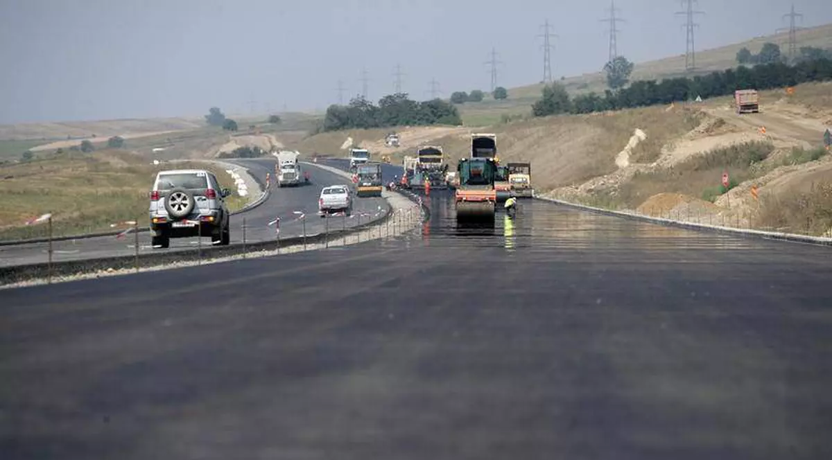 MAE a emis o atenționare de călătorie pentru Ungaria! Au fost închise porţiuni din autostradă M1