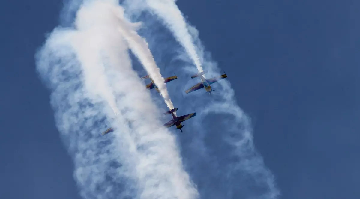 Te așteaptă un weekend plin de distracție! Spectacol în aer și pe străzi