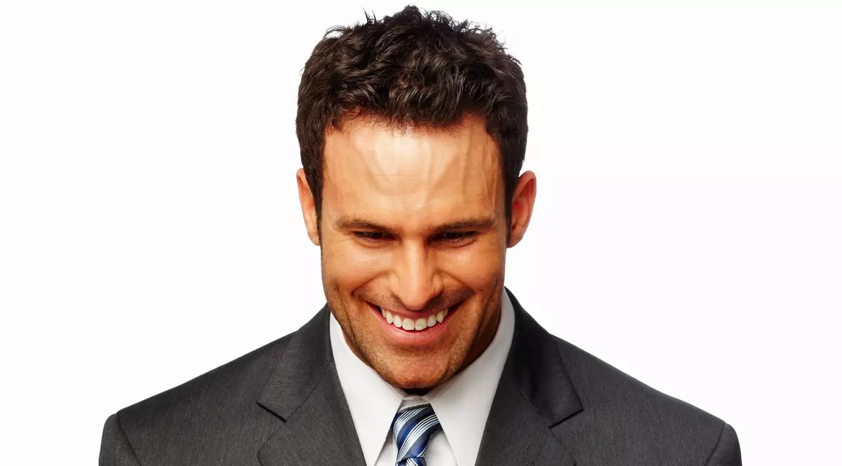 Românii plătesc lunar sute de lei pentru internetul fix