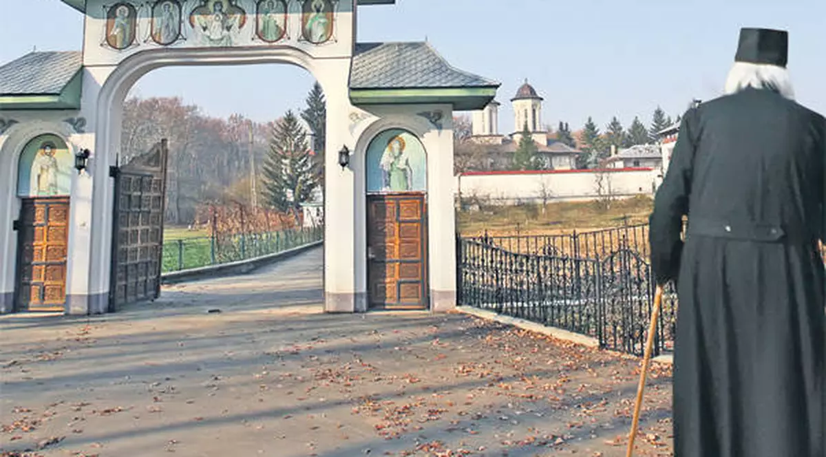 Călugării și călugărițele, scutiţi de taxe