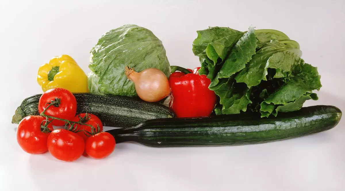 5 alimente care NU TREBUIE PĂSTRATE în FRIGIDER