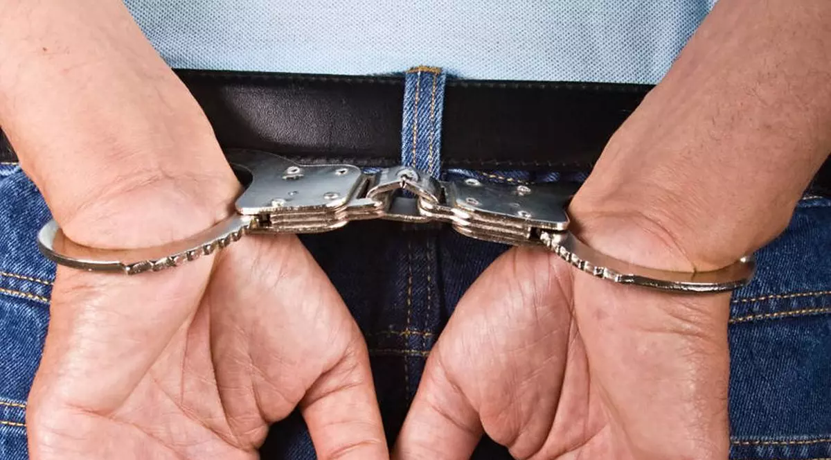 Preşedinte unui ONG din Gorj, acuzat de viol! A fugit de poliţişti şi a sărit dintr-un tren aflat în mers