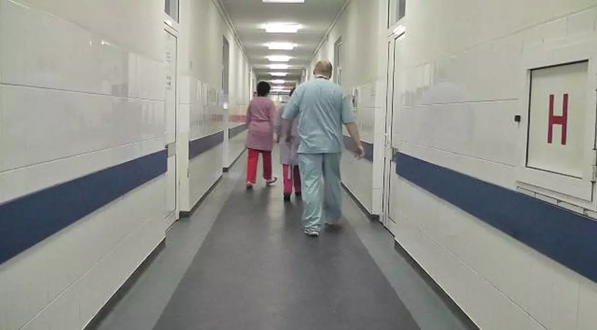 Scandal în spitalul din Drobeta-Turnu Severin! O doctoriţă şi o poliţistă, agresate de rudele unei paciente