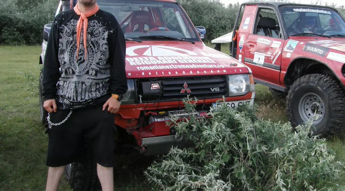 EXCLUSIV / L-au făcut din ”afacerist”, navetist! Suspect de trafic de droguri, Cheloo va bate săptămânal ruta Breaza-București pentru a da ochii cu polițiștii