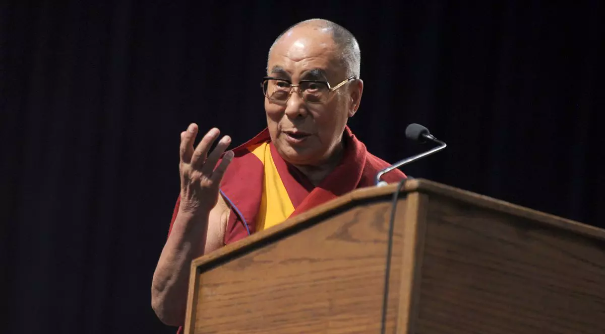 Ce vizită importantă! Dalai Lama vine în România