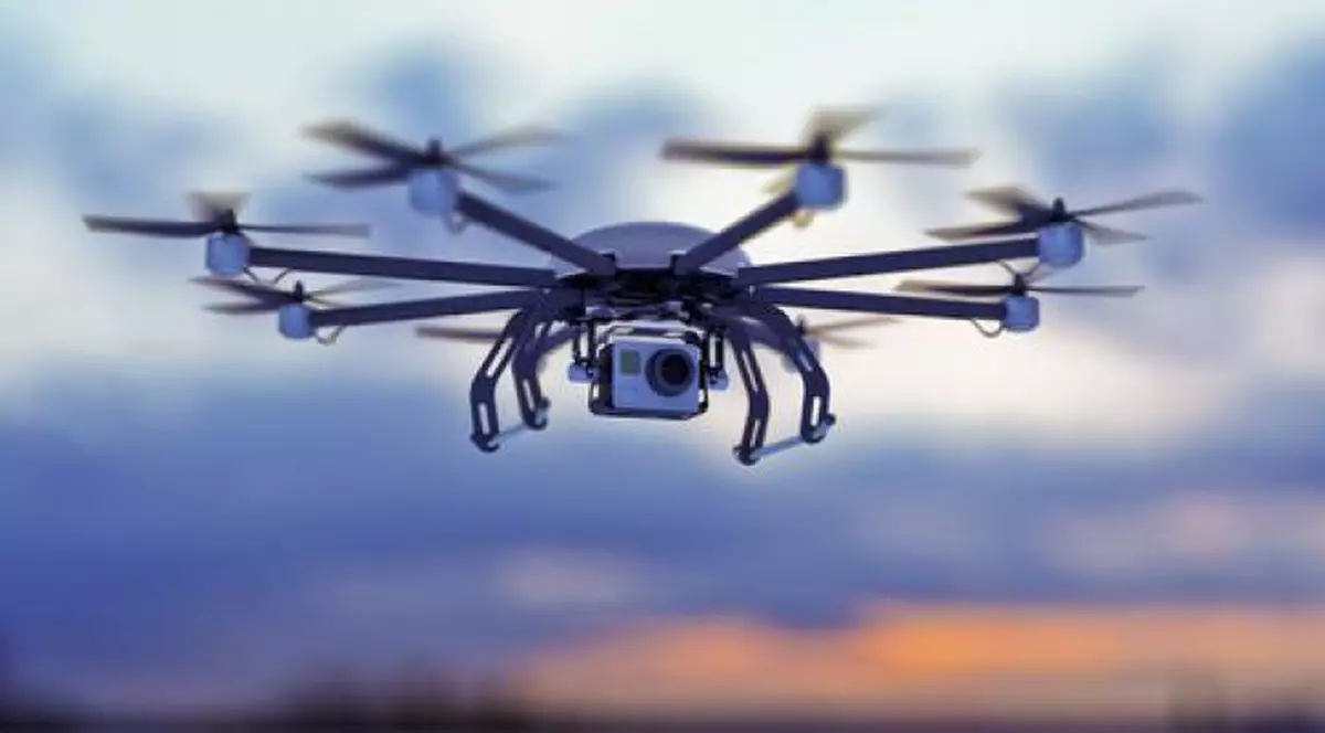 Războiul dronelor dus pe cerul mitingurilor