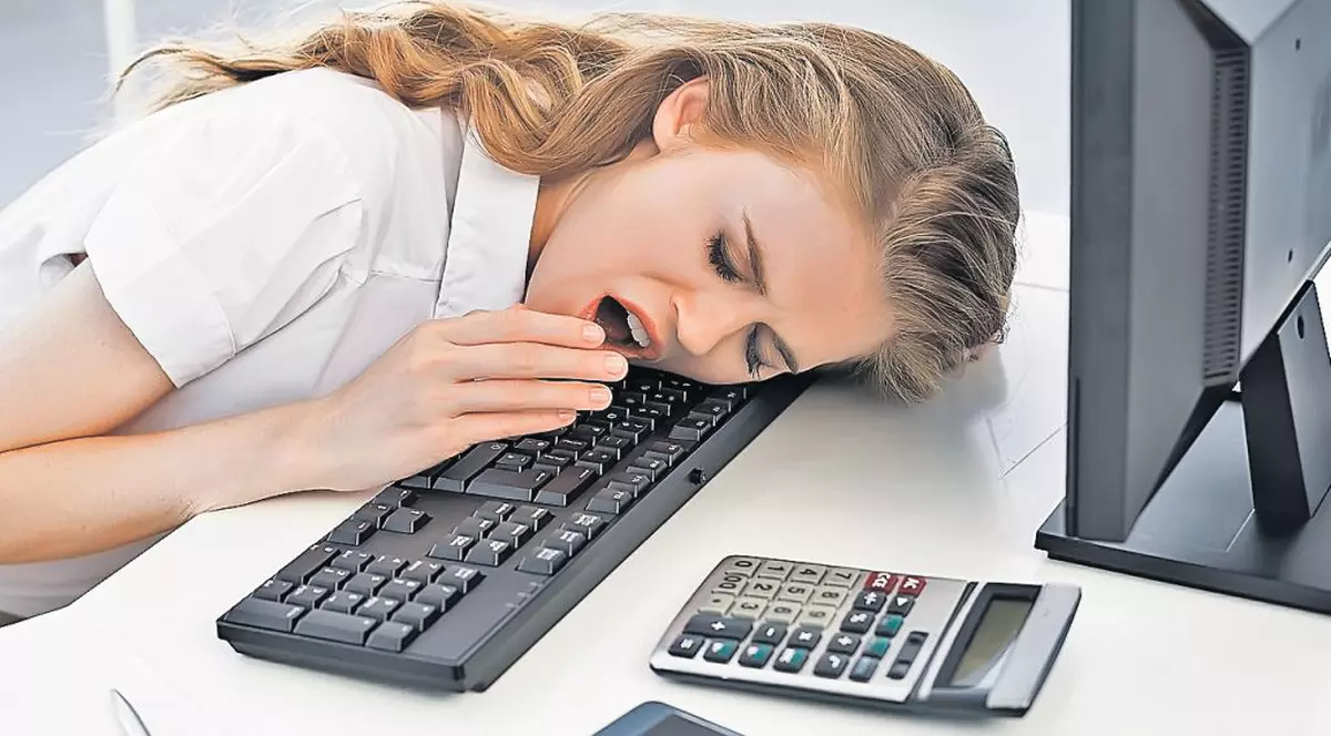 O femeie din Japonia a lucrat 159 de ore peste program, într-o singură lună. Ea a murit, după ce suferit un infarct