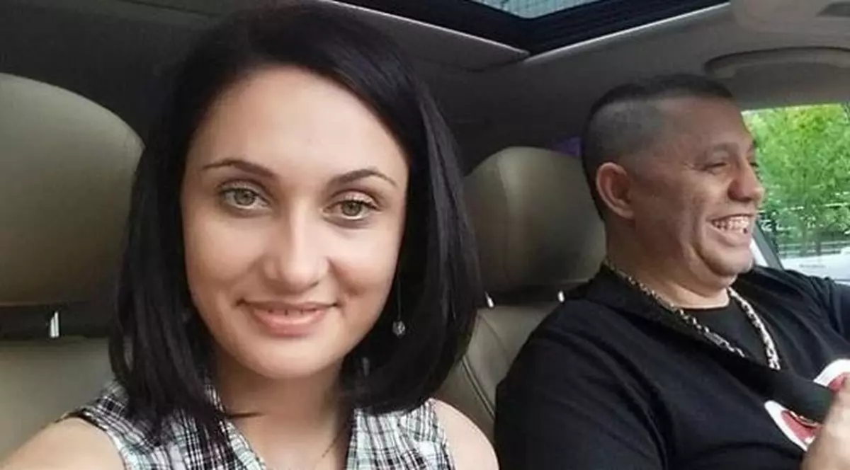 Iubita gravidă a lui Guţă A AVORTAT. Flori a renunţat la copil când a aflat că manelistul o înşală