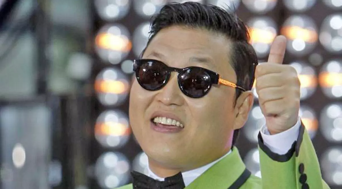 Ce soţie frumoasă are PSY! Celebrul coreean îşi ţine familia  în "secret" | VIDEO 