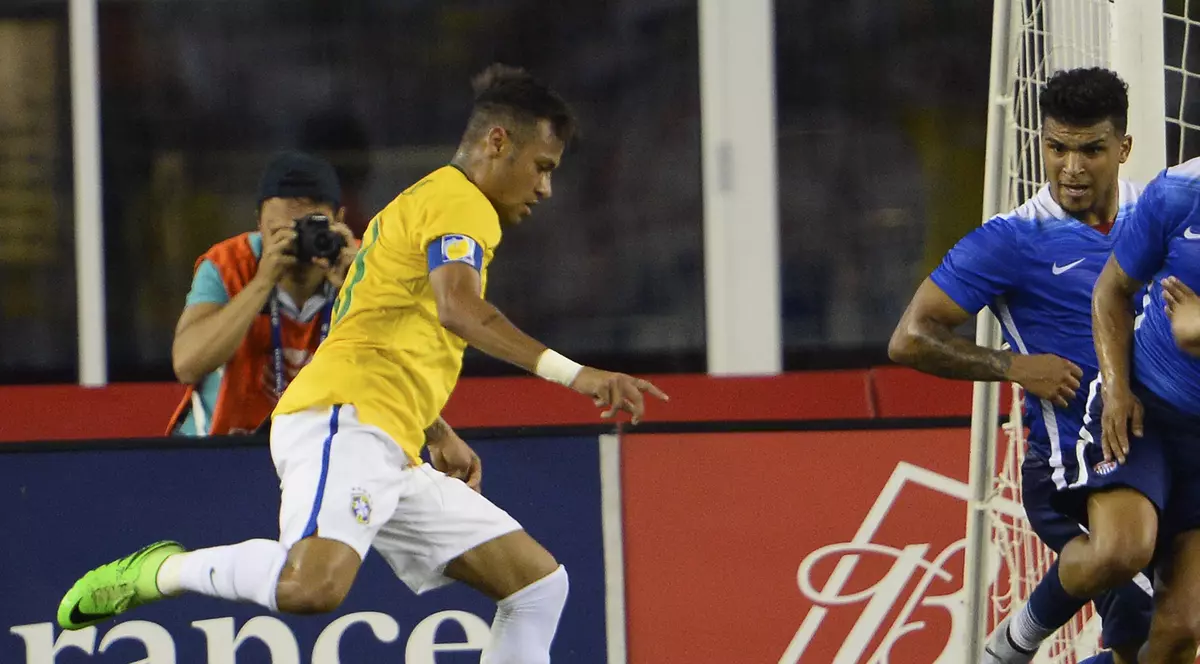 Brazilia, show cu Neymar, Argentina - salvată de Messi