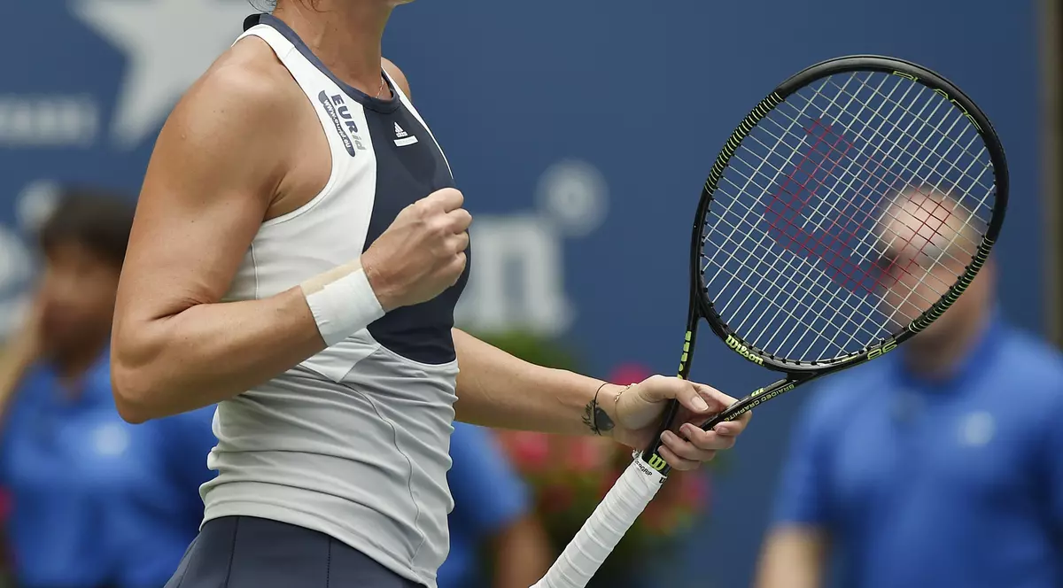 Italienii jubilează: ”Flavia Pennetta, în finală! ^A demolat-o pe Halep într-o oră!”. Românca, doar 10 lovituri câștigătoare