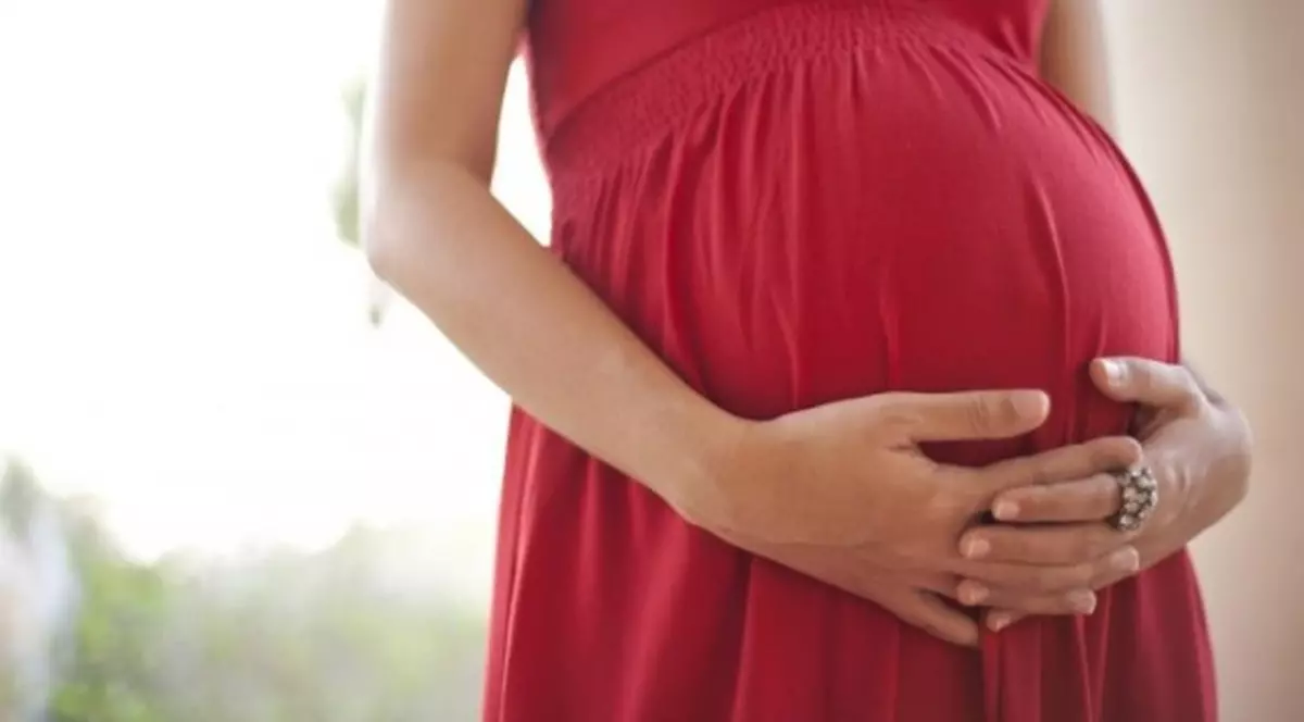 Caz ciudat în Bistriţa Năsăud: mama şi fiica au rămas gravide cu acelaşi bărbat